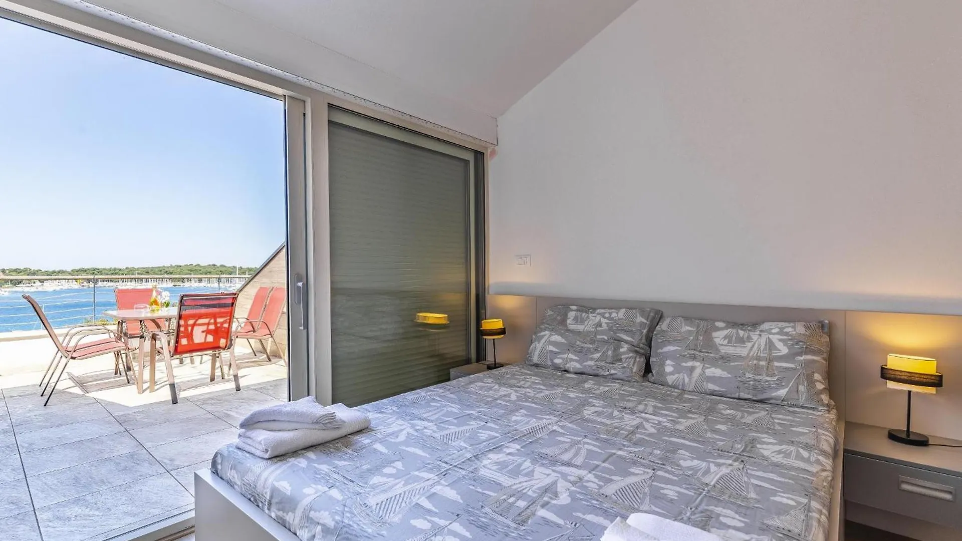 Apartment Leo Pjescana Uvala