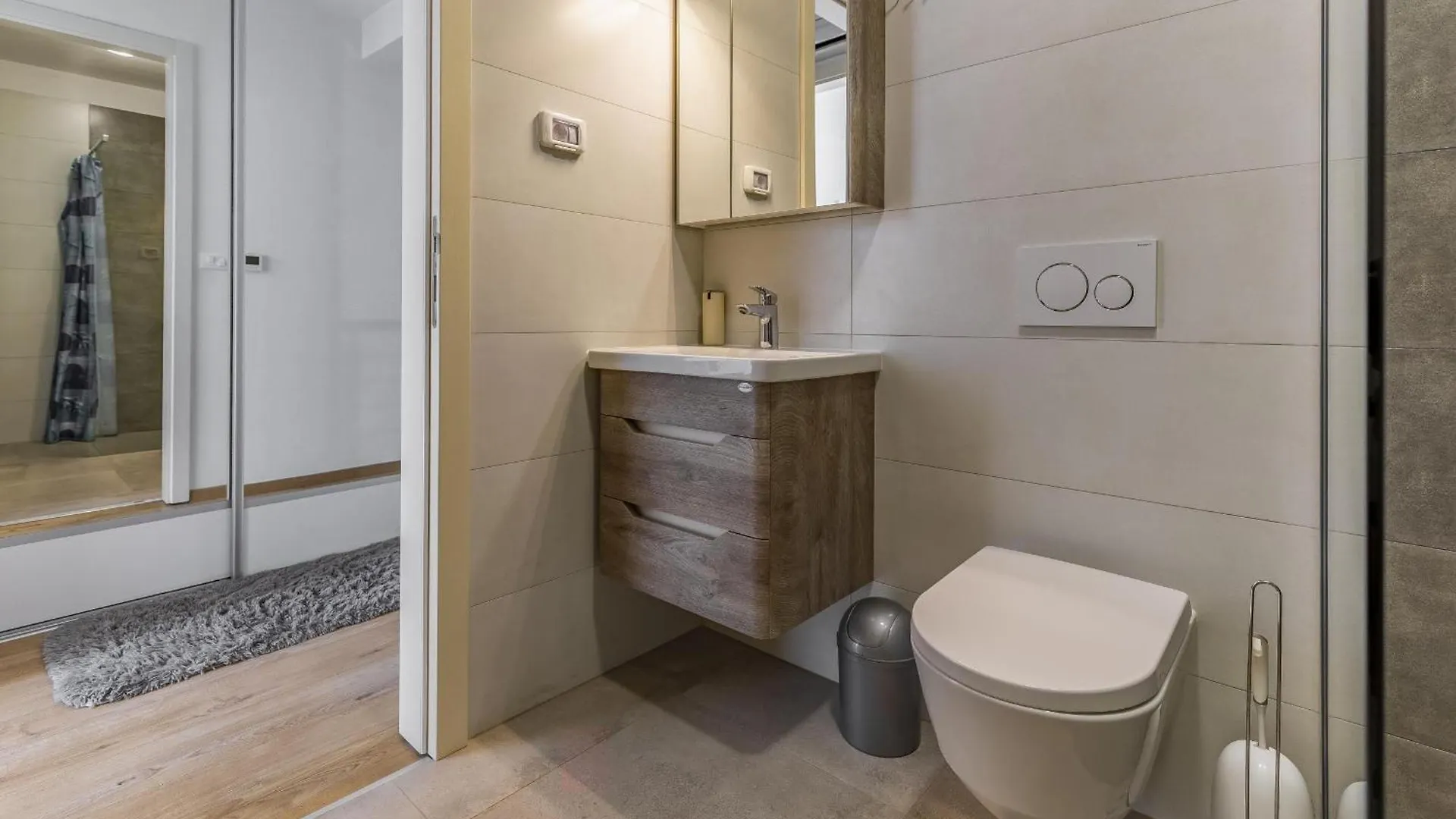 Apartment Leo Pjescana Uvala