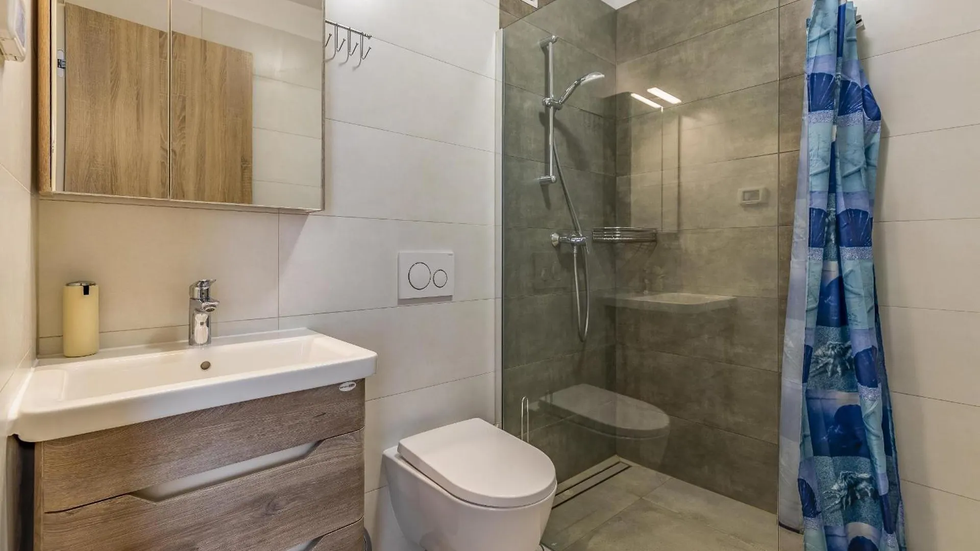 Apartment Leo Pjescana Uvala